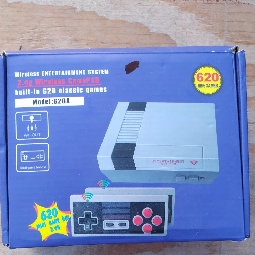 Wireless Entertainment System with 620 Classic Games - Gray